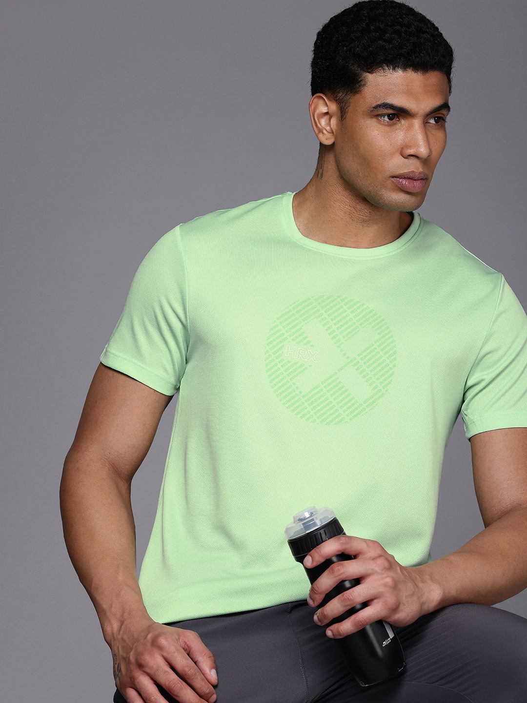 

HRX by Hrithik Roshan Brand Logo Printed Rapid Dry Antimicrobial Finish Running T-shirt, Green