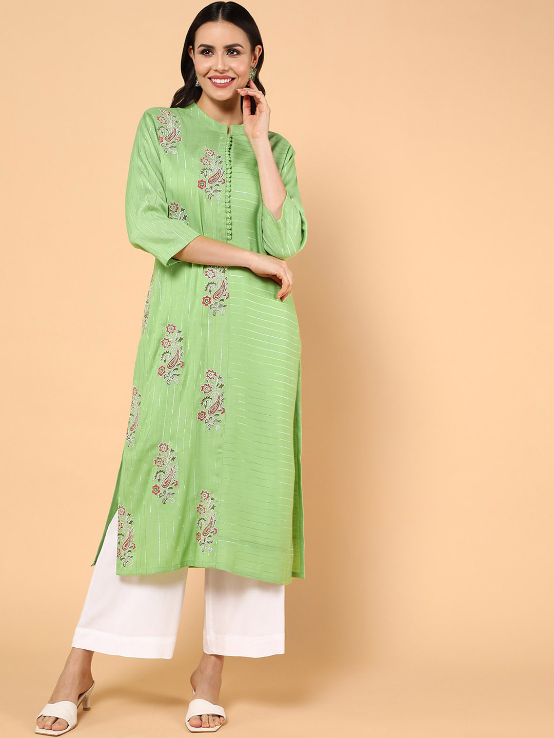 

KALINI Floral Embroidered Mandarin Neck Thread Work Straight Kurta, Green