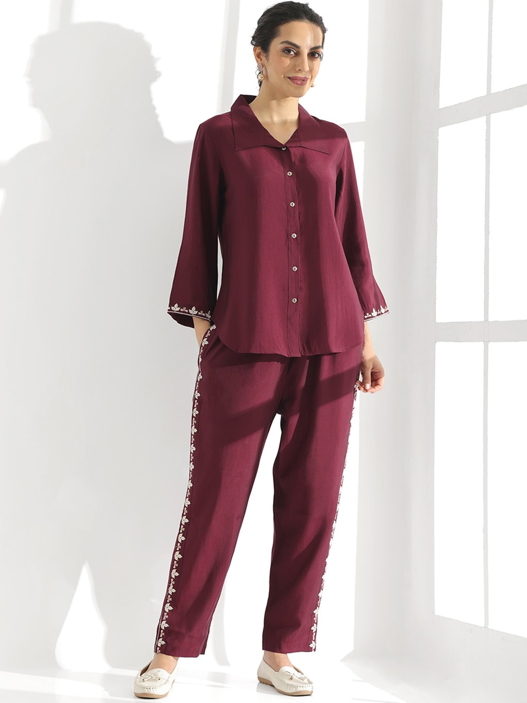 

Anouk Embroidered Shirt & Trousers Co-Ords, Burgundy