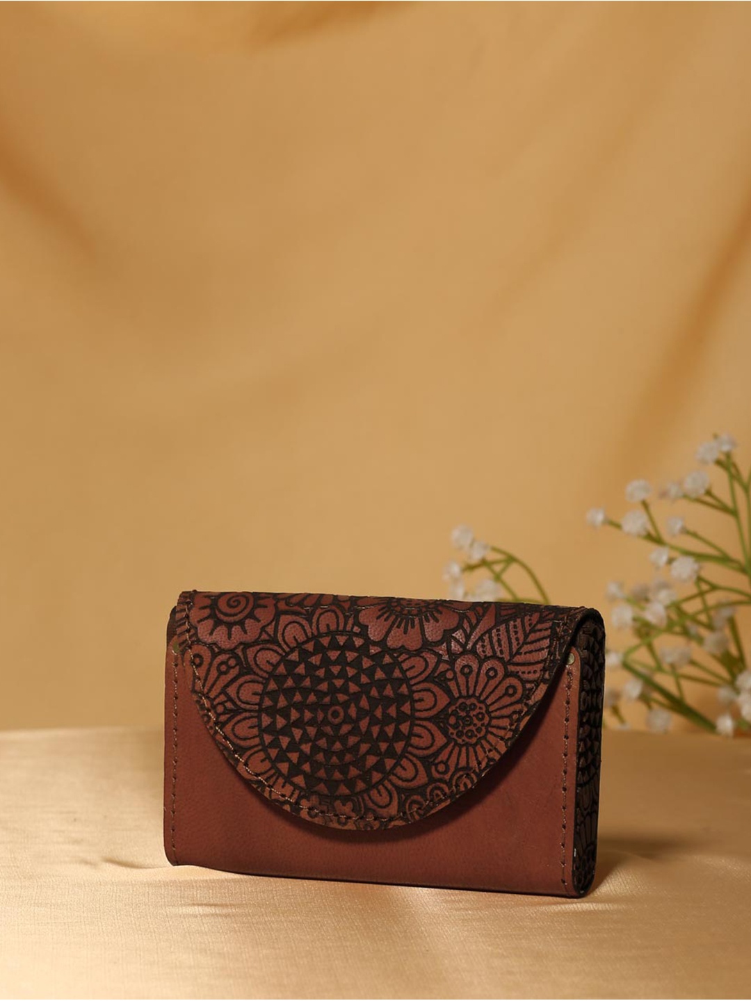 

Fabindia Women Floral Printed Leather Card Holder, Brown