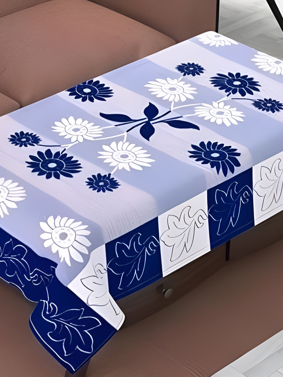 

TANLOOMS Blue & White Floral Cotton 2-Seater Rectangle Table Cover