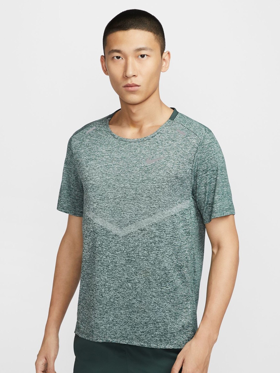 

Nike Dri-FIT Rise 365 Men's Short-Sleeve Running Top, Green
