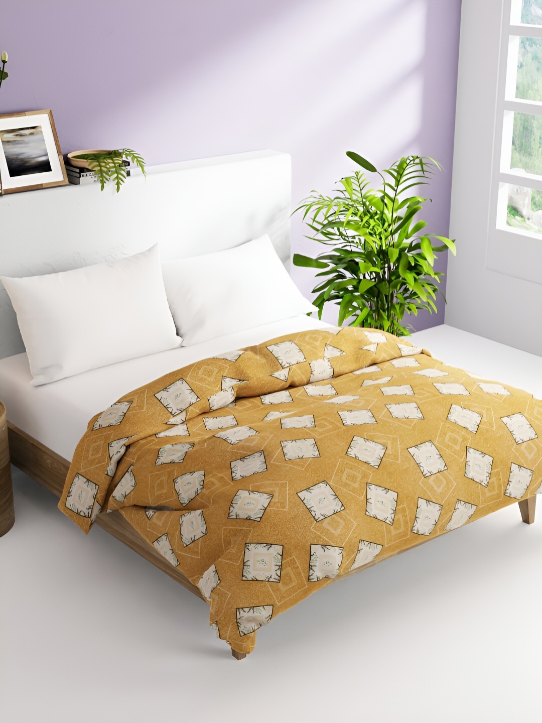 

BIANCA Beige & White Geometric AC Room 300 GSM Double Bed Comforter