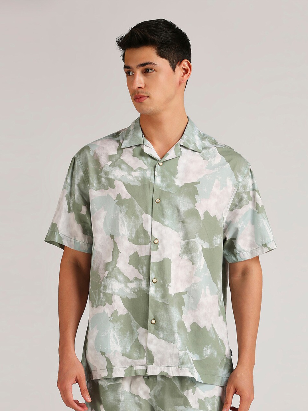 

Pepe Jeans Relaxed Floral Printed Cuban Collar Cotton Casual Shirt, Green