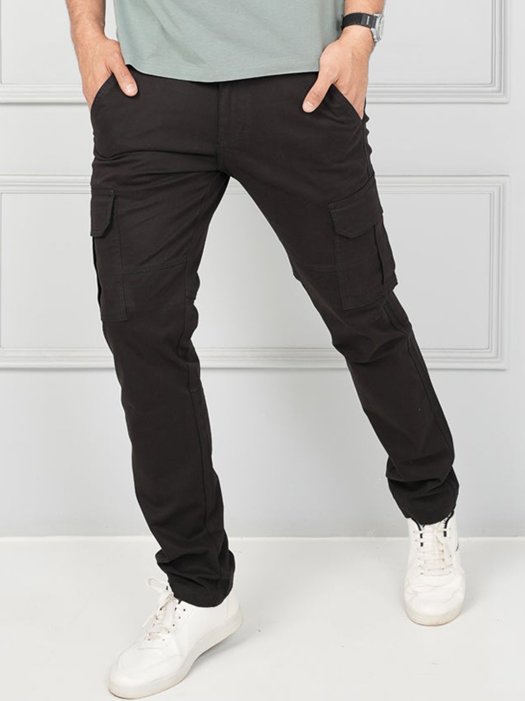 

JOHN WATSON Men Comfort Mid-Rise Cotton Cargos Trousers, Black