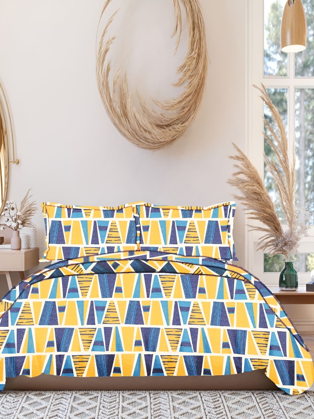 

Quirky Home Yellow & Blue Geometric 160 TC King Bedsheet with 2 Pillow Covers