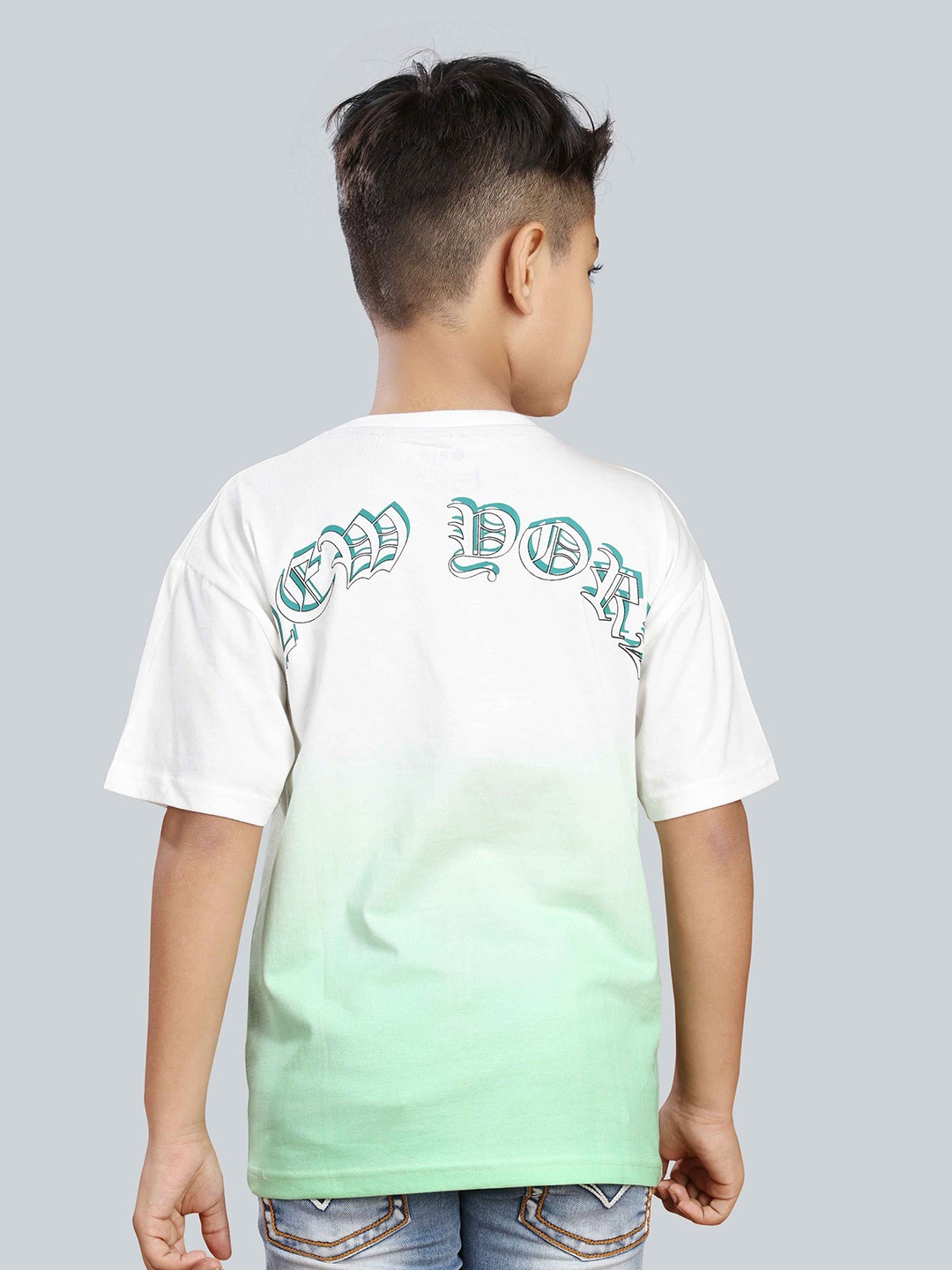 

3PIN Boys Printed Round Neck Oversized T-shirt, Green