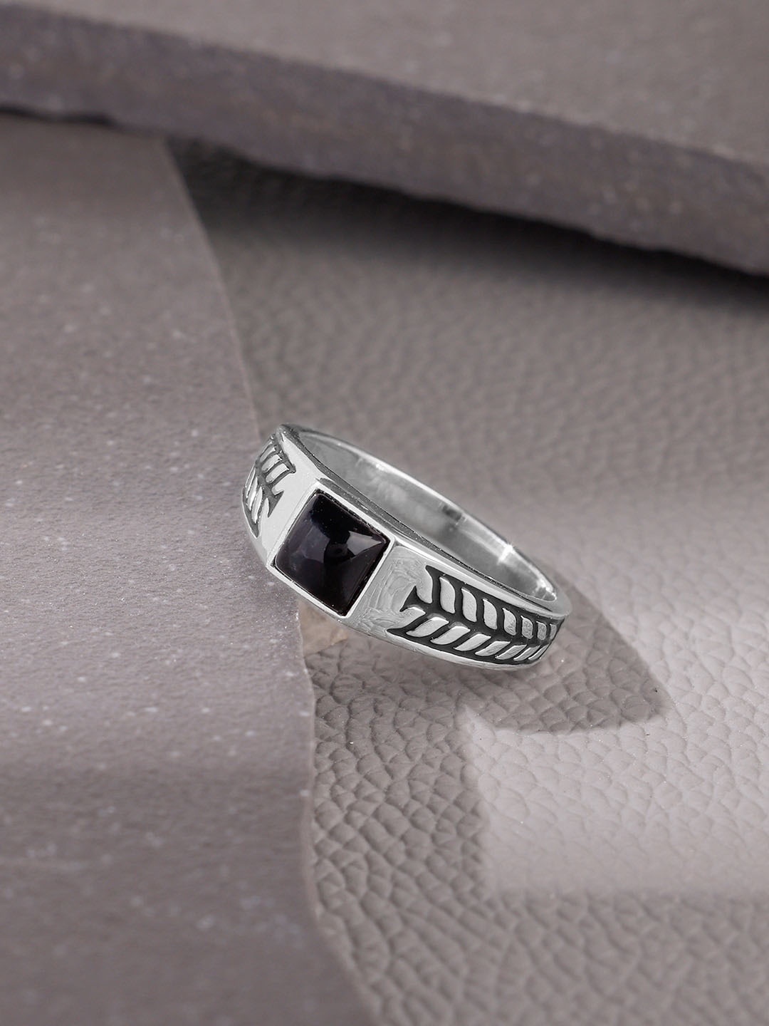GIVA Men 925 Sterling Silver Rhodium-Plated Finger Ring