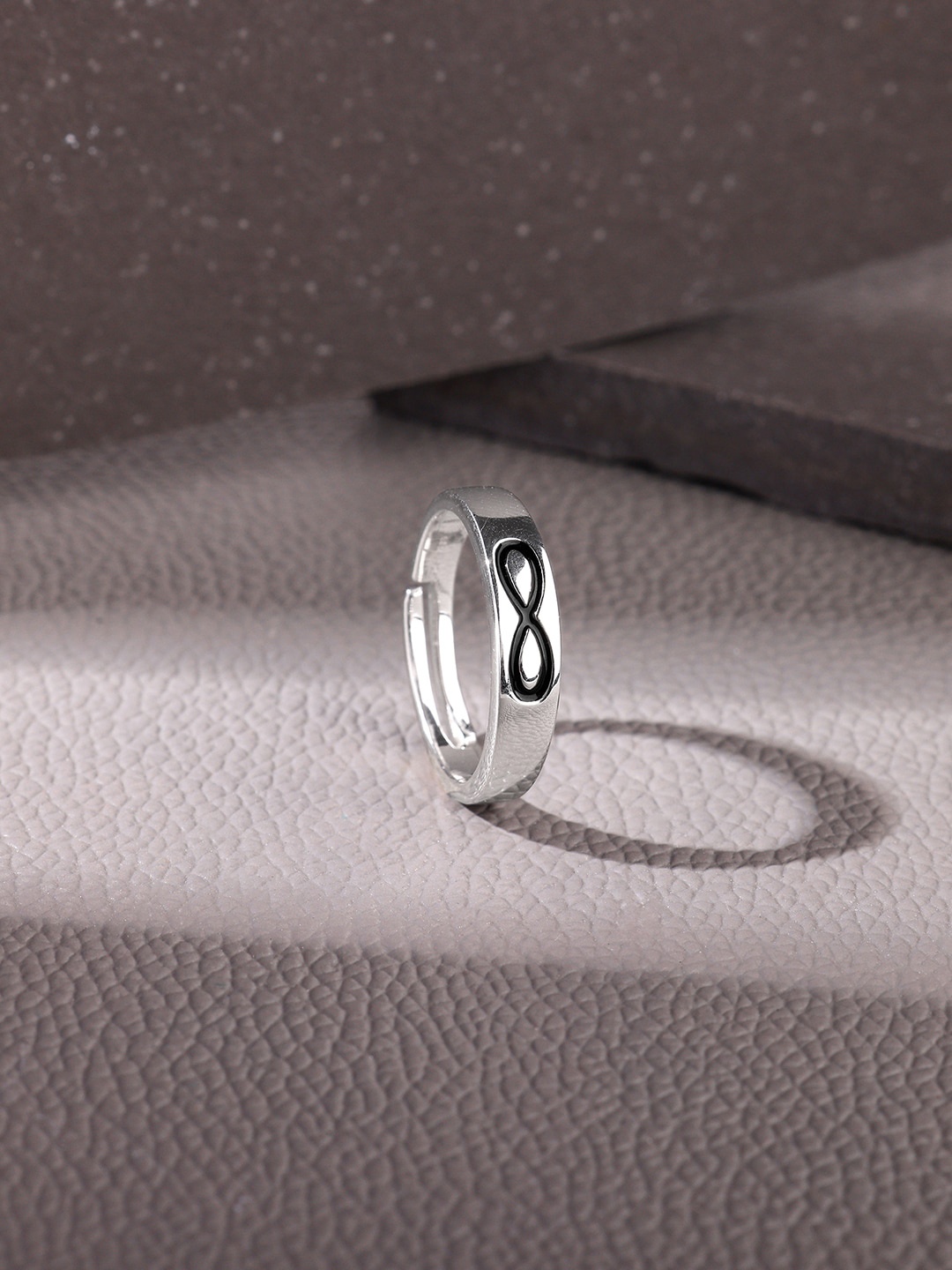 

GIVA Men 925 Sterling Silver Rhodium-Plated Finger Ring