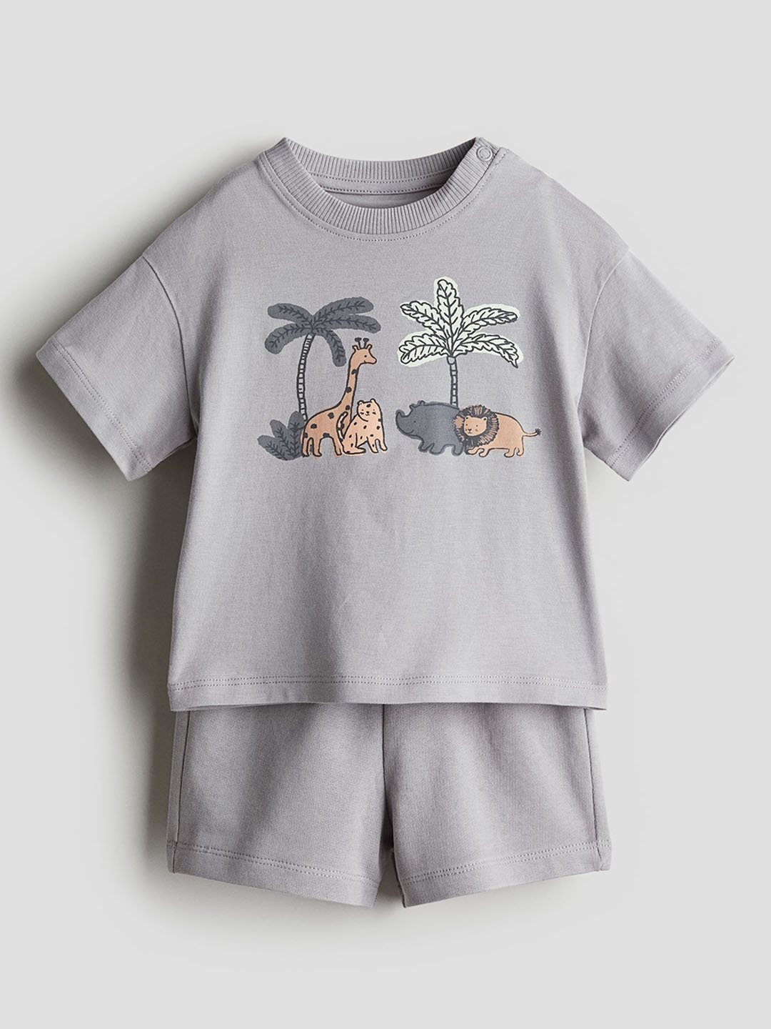 

H&M Boys Pure Cotton 2-Piece Top And Shorts Set, Grey