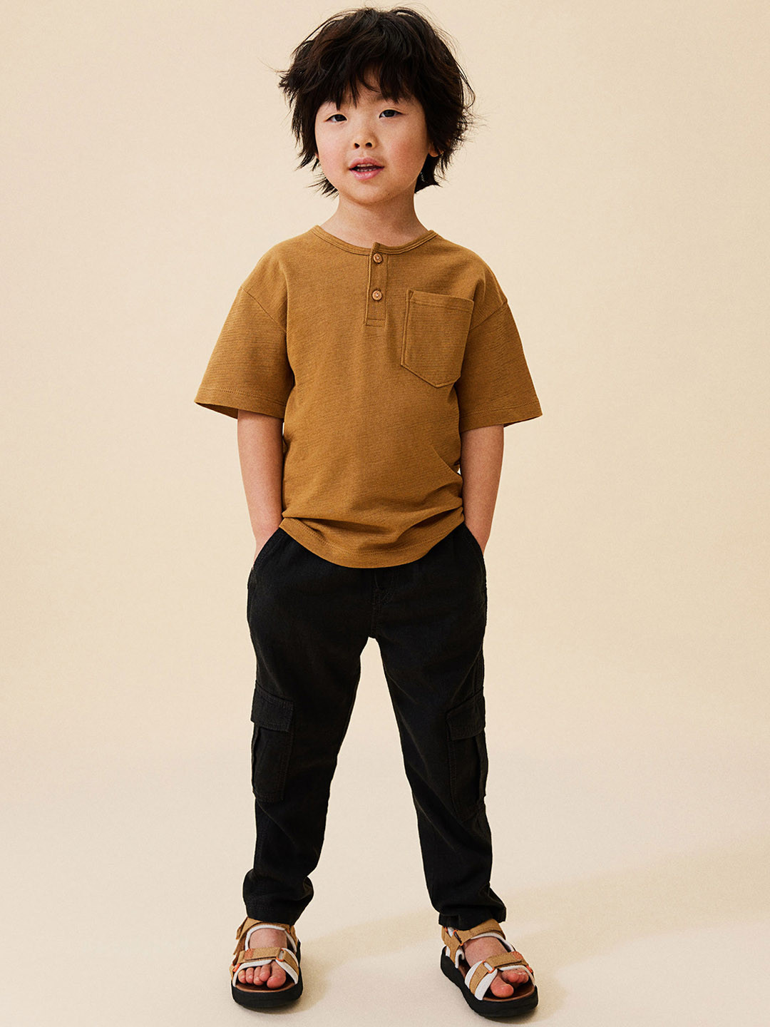 

H&M Boys Linen-Blend Cargo Trousers, Black