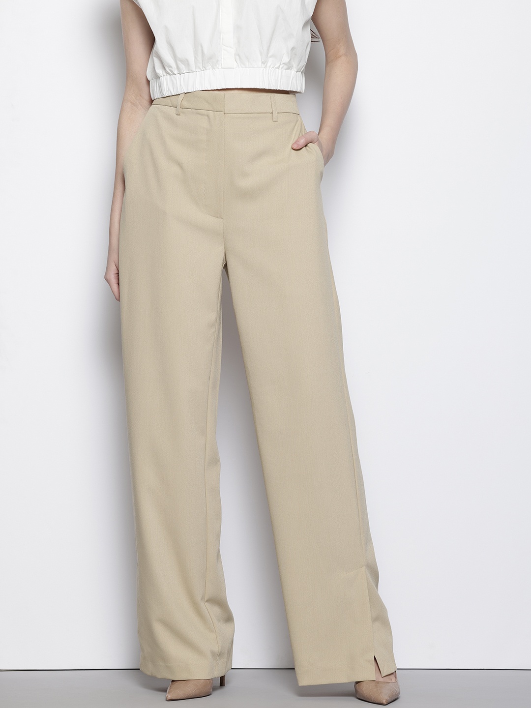 

NA-KD Women High-Rise Hem Slits Trousers, Beige