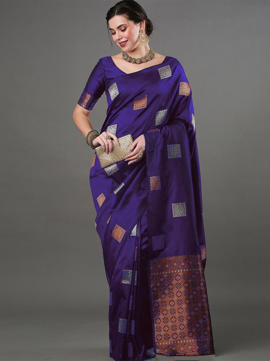 

HOLLYBEE TELLS Ethnic Motifs Zari Pure Silk Paithani Saree, Black
