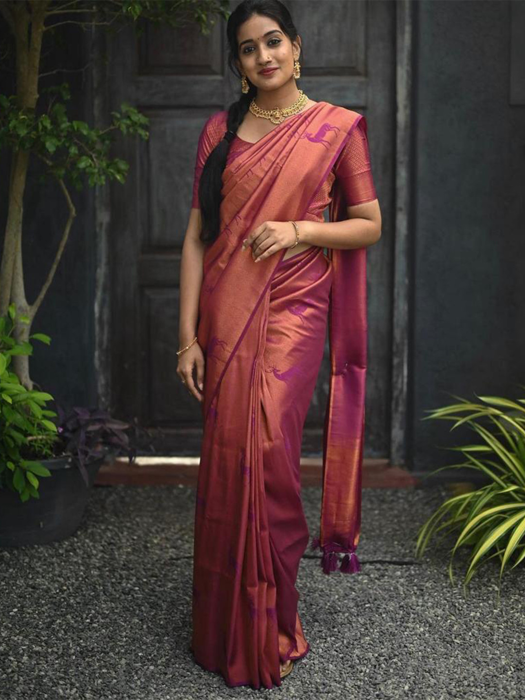 

HOLLYBEE TELLS Ethnic Motifs Zari Pure Silk Mysore Silk Saree, Purple