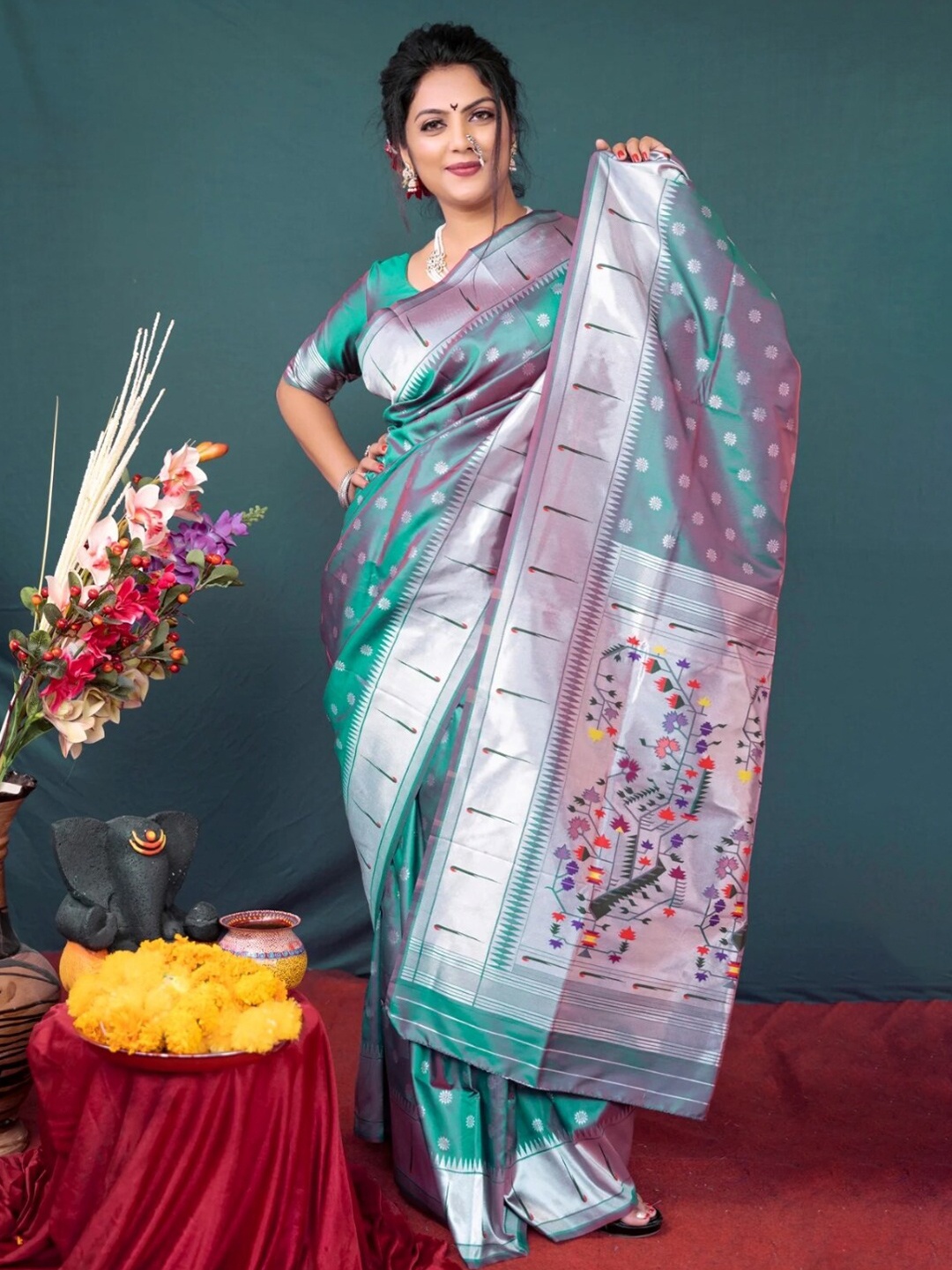 

HOLLYBEE TELLS Ethnic Motifs Woven Design Zari Pure Silk Mysore Silk Saree, Blue