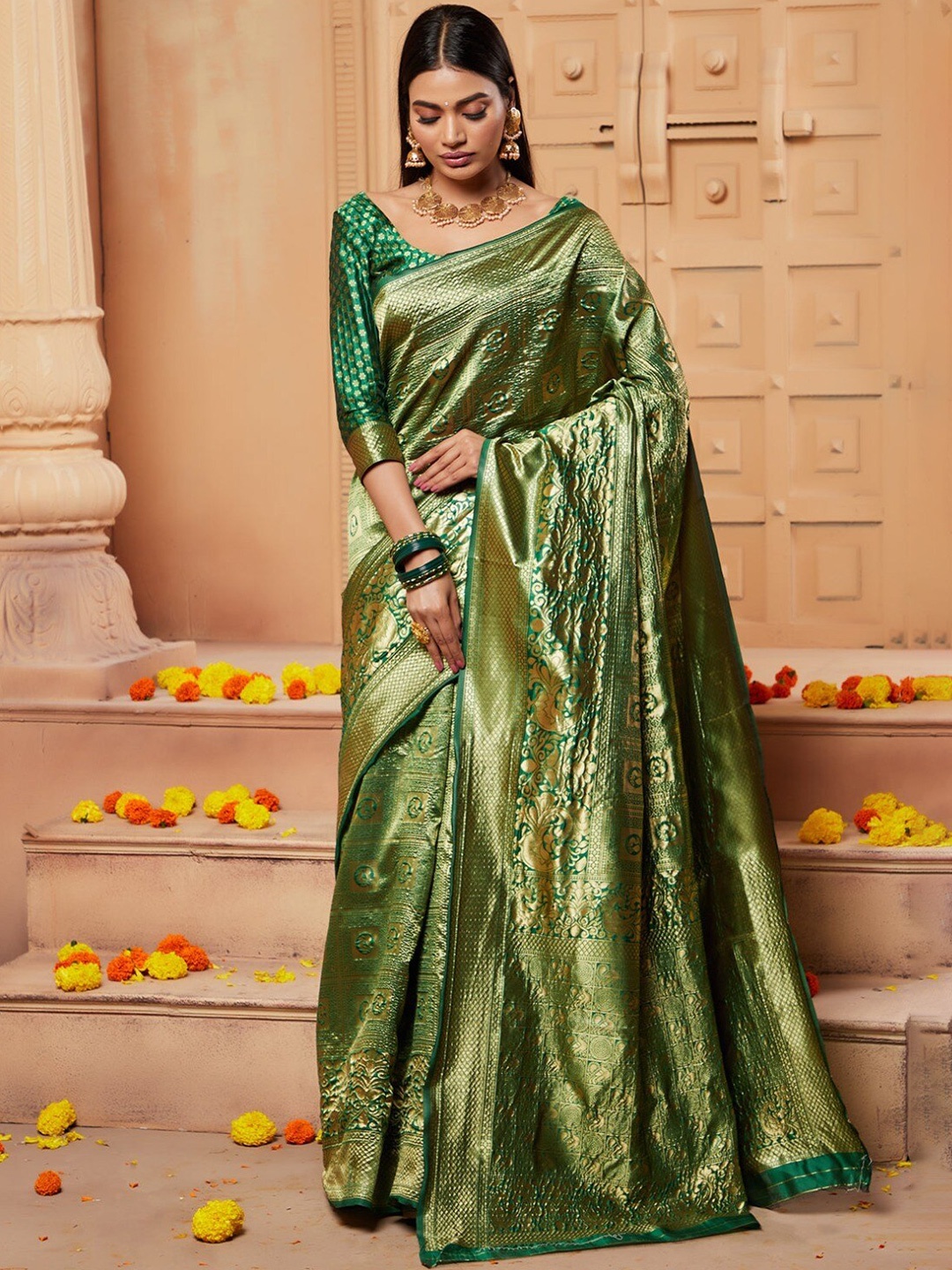 

HOLLYBEE TELLS Ethnic Motifs Zari Pure Silk Tussar Saree, Green