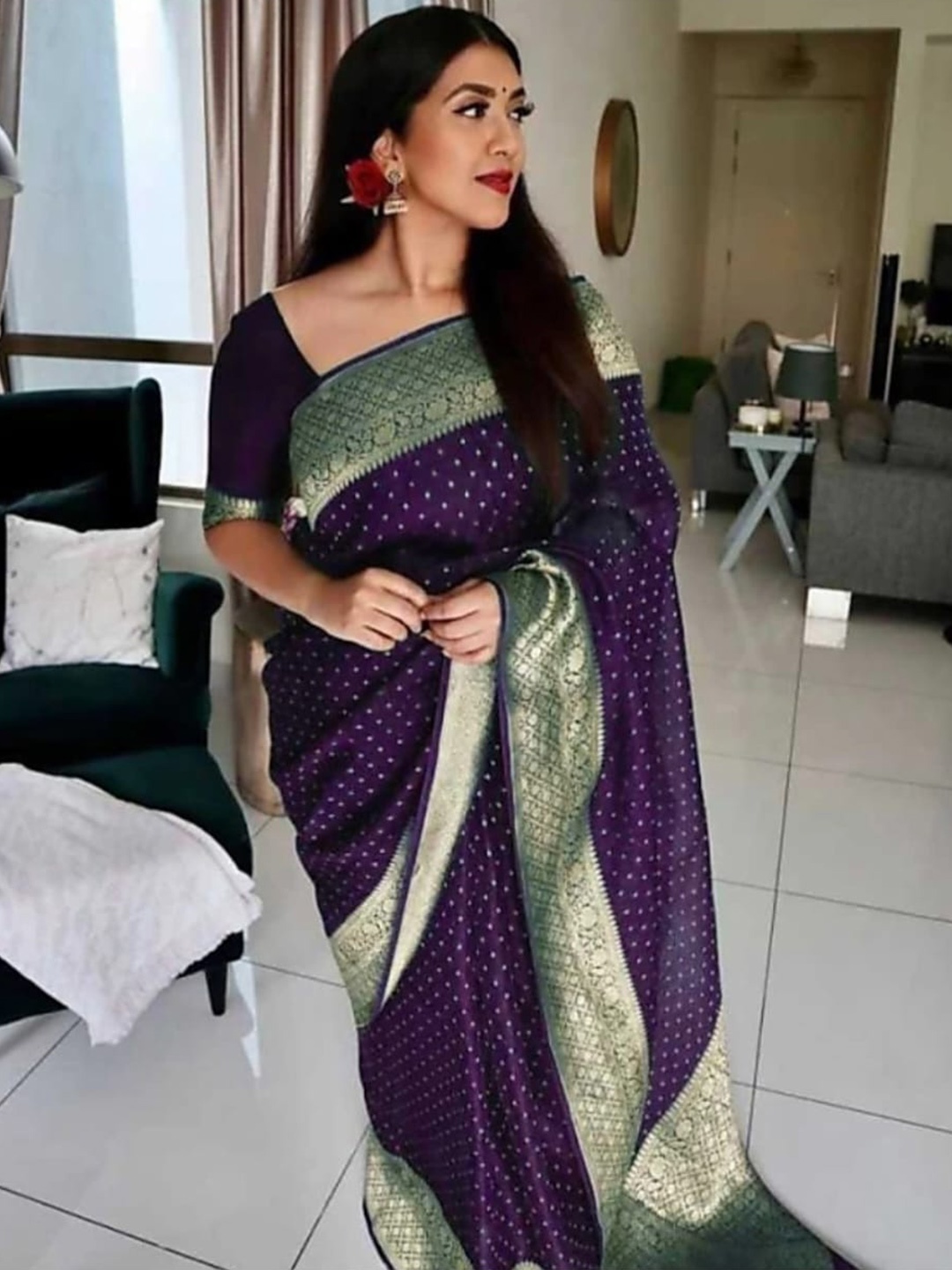 

HOLLYBEE TELLS Ethnic Motifs Woven Design Zari Pure Mysore Silk Saree, Purple