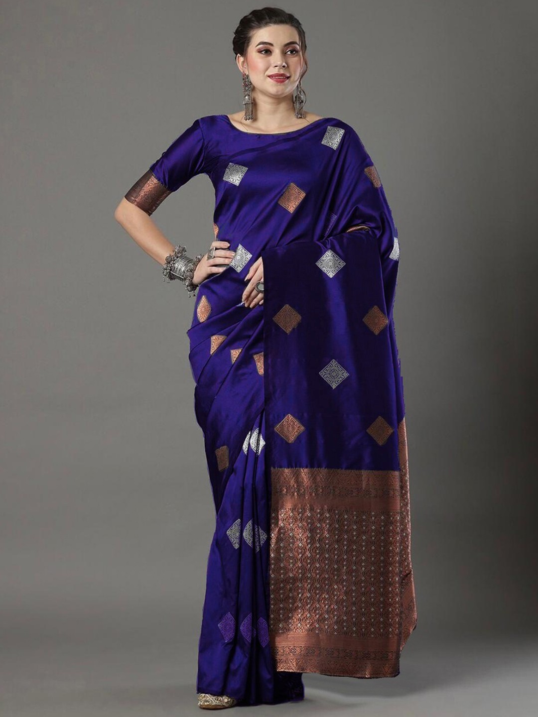 

HOLLYBEE TELLS Woven Design Zari Pure Silk Paithani Saree, Blue