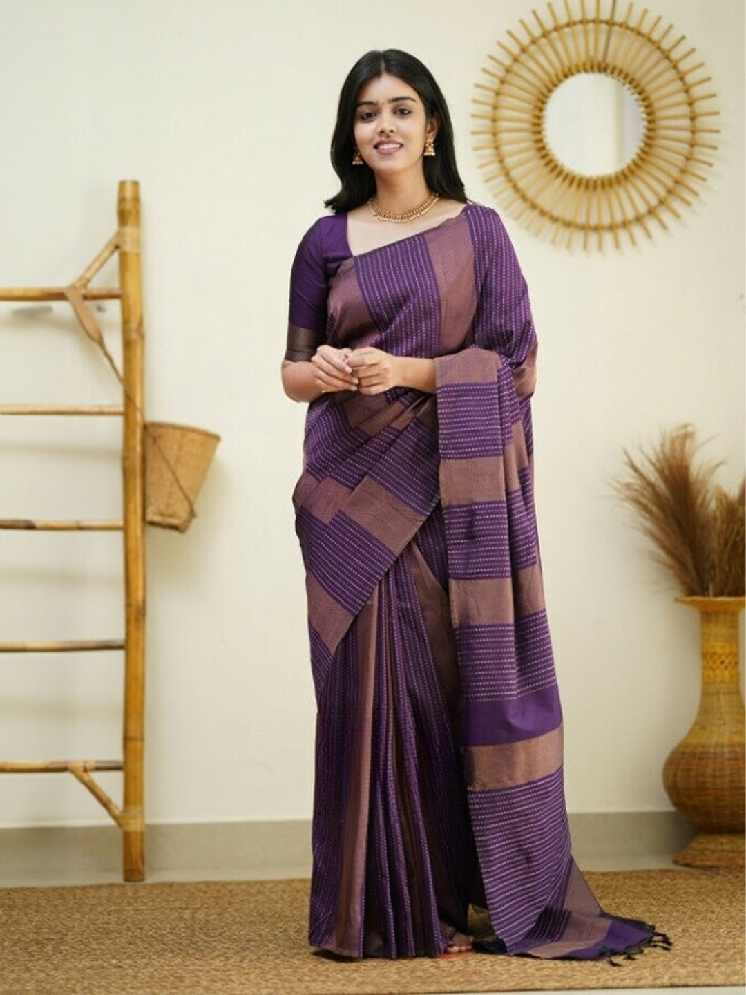 

HOLLYBEE TELLS Ethnic Motifs Zari Pure Silk Mysore Silk Saree, Purple
