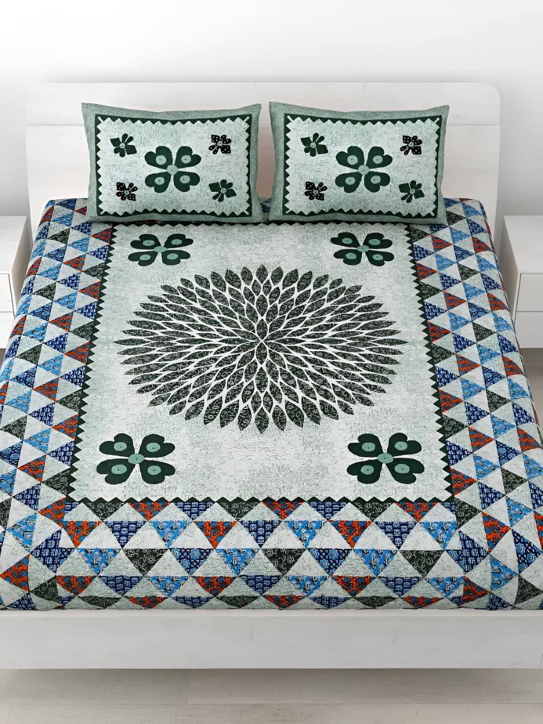 

LIVING ROOTS Double Queen Size Jaipur Block Print Cotton Double Bedsheet & 2 Pillow Covers, Green