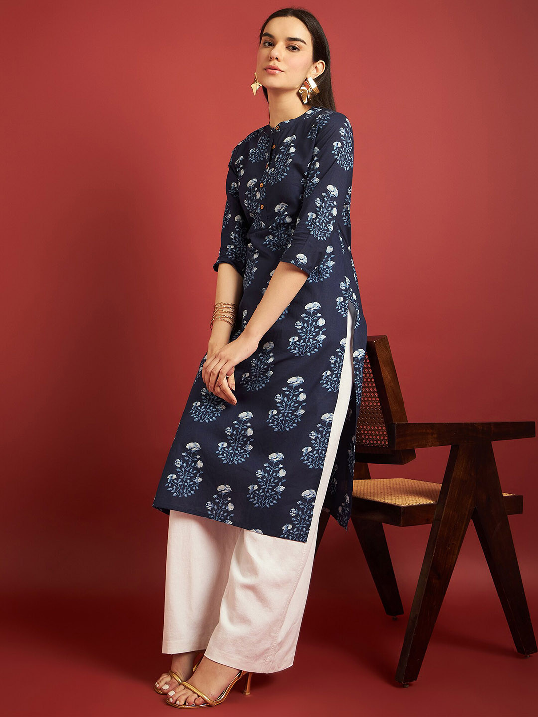 

all about you Floral Printed Zari Cotton Mandarin Collar A-Line Kurta, Navy blue