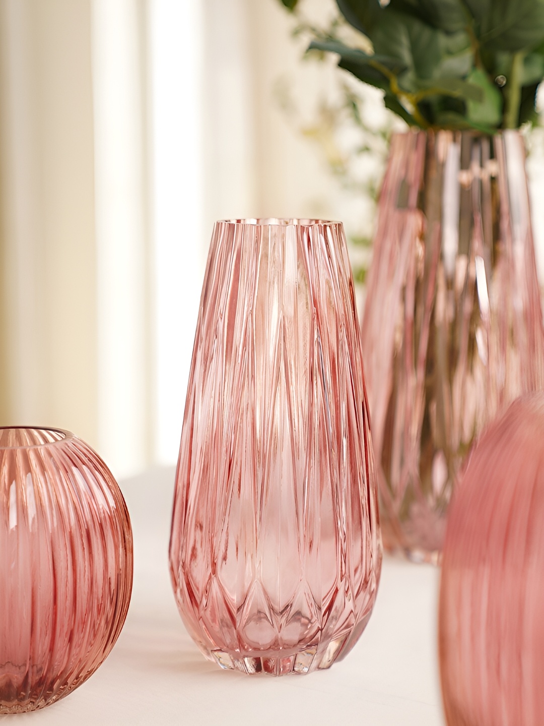 

Pure Home and Living Pink Diamond Cut Glass Vase