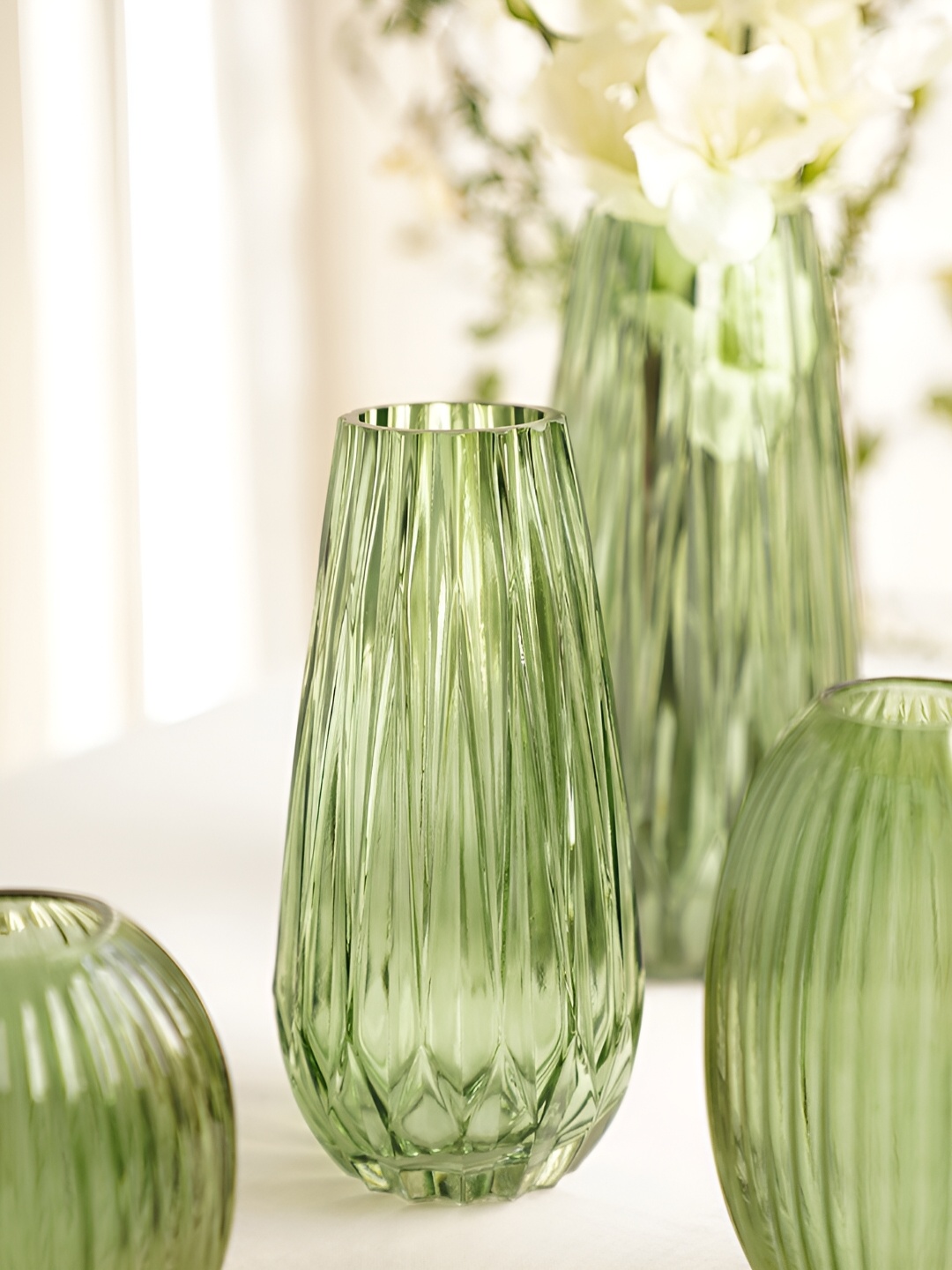 

Pure Home and Living Green Diamond Cut Glass Vase