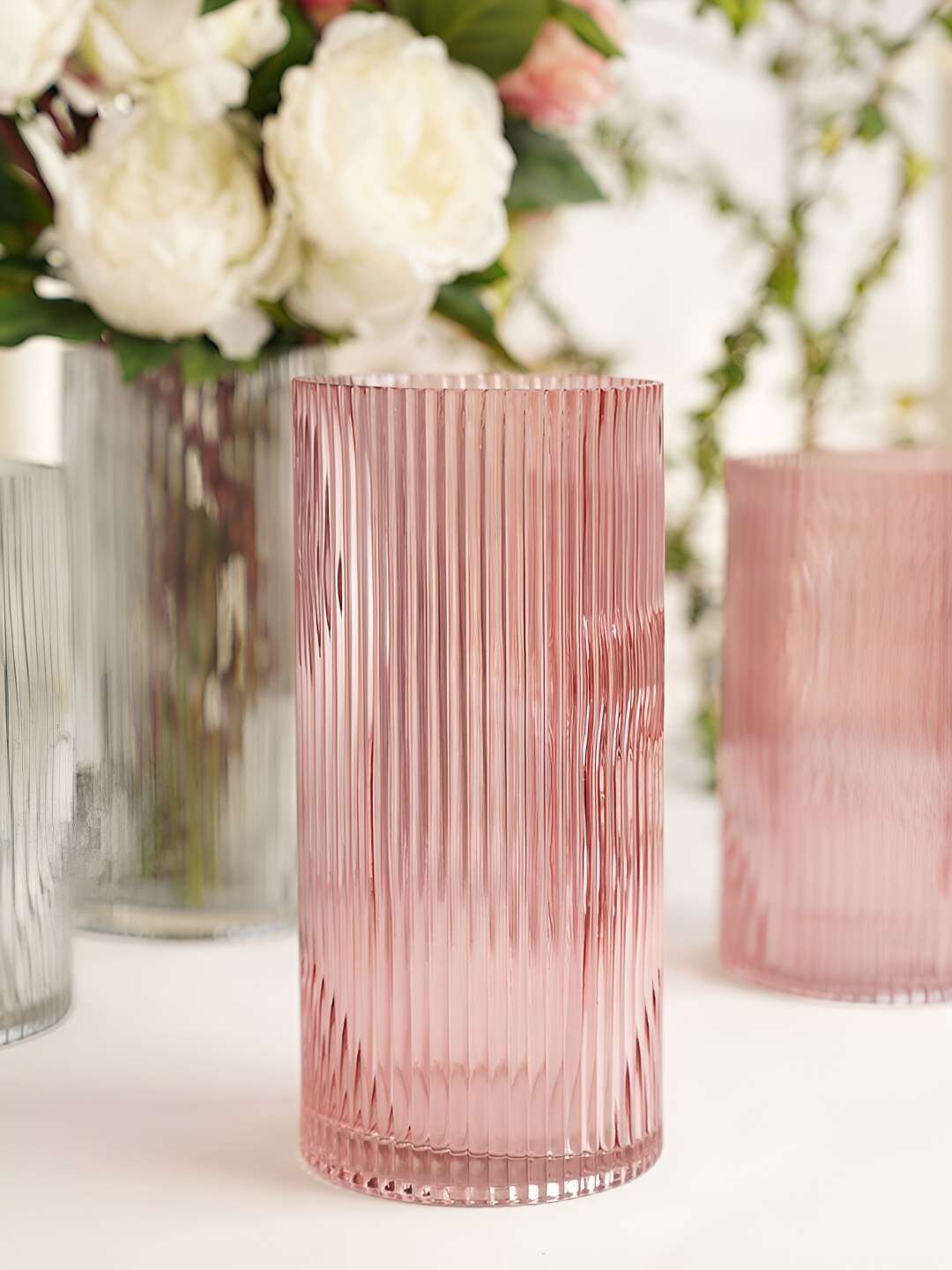 

Pure Home and Living Pink Ribbed Straight Glass Vase
