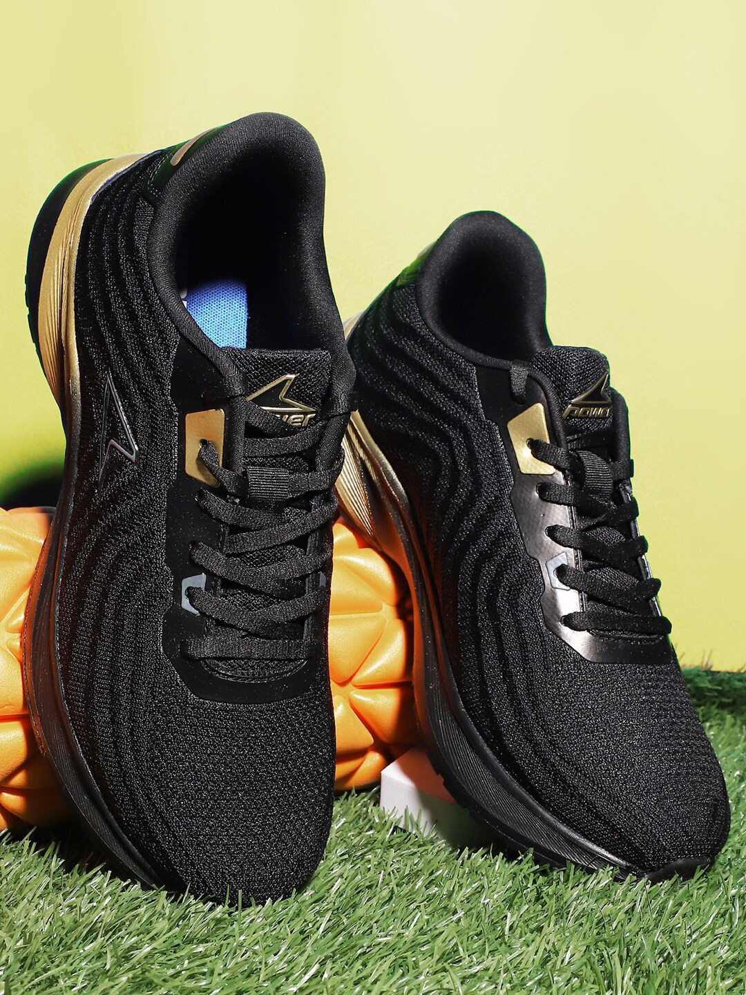 

Power Men BENDOR 2.0 Textile Walking Shoes, Black