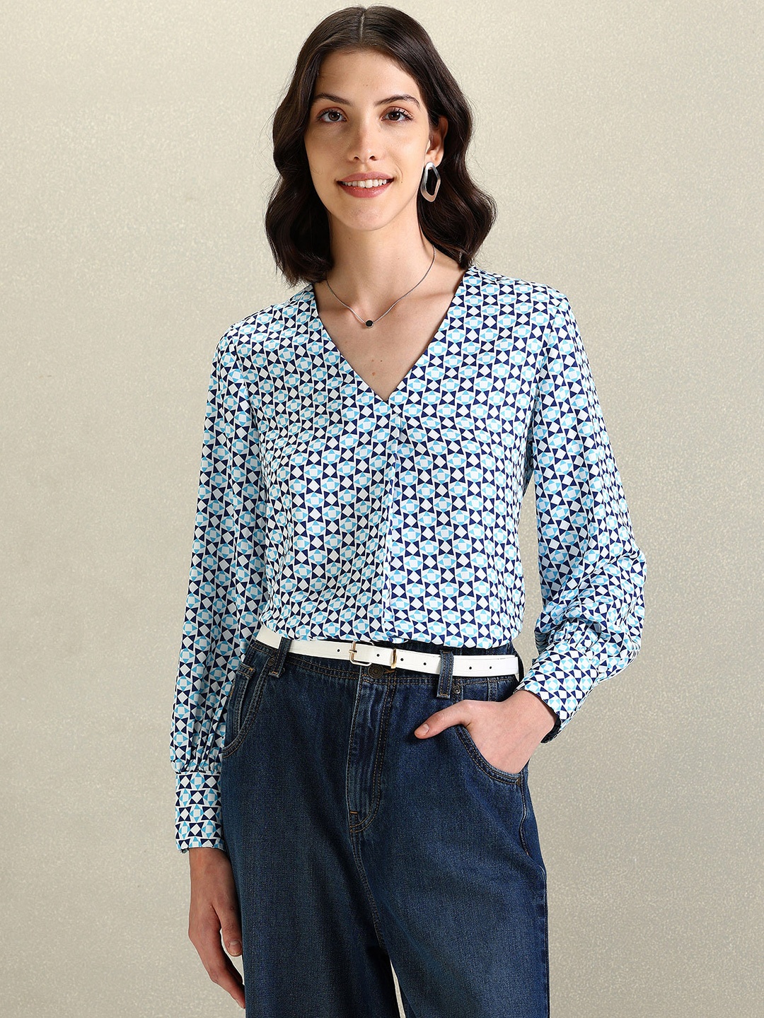 

U.S. Polo Assn. Women Geometric Printed V-Neck Cuffed Sleeve Top, Blue