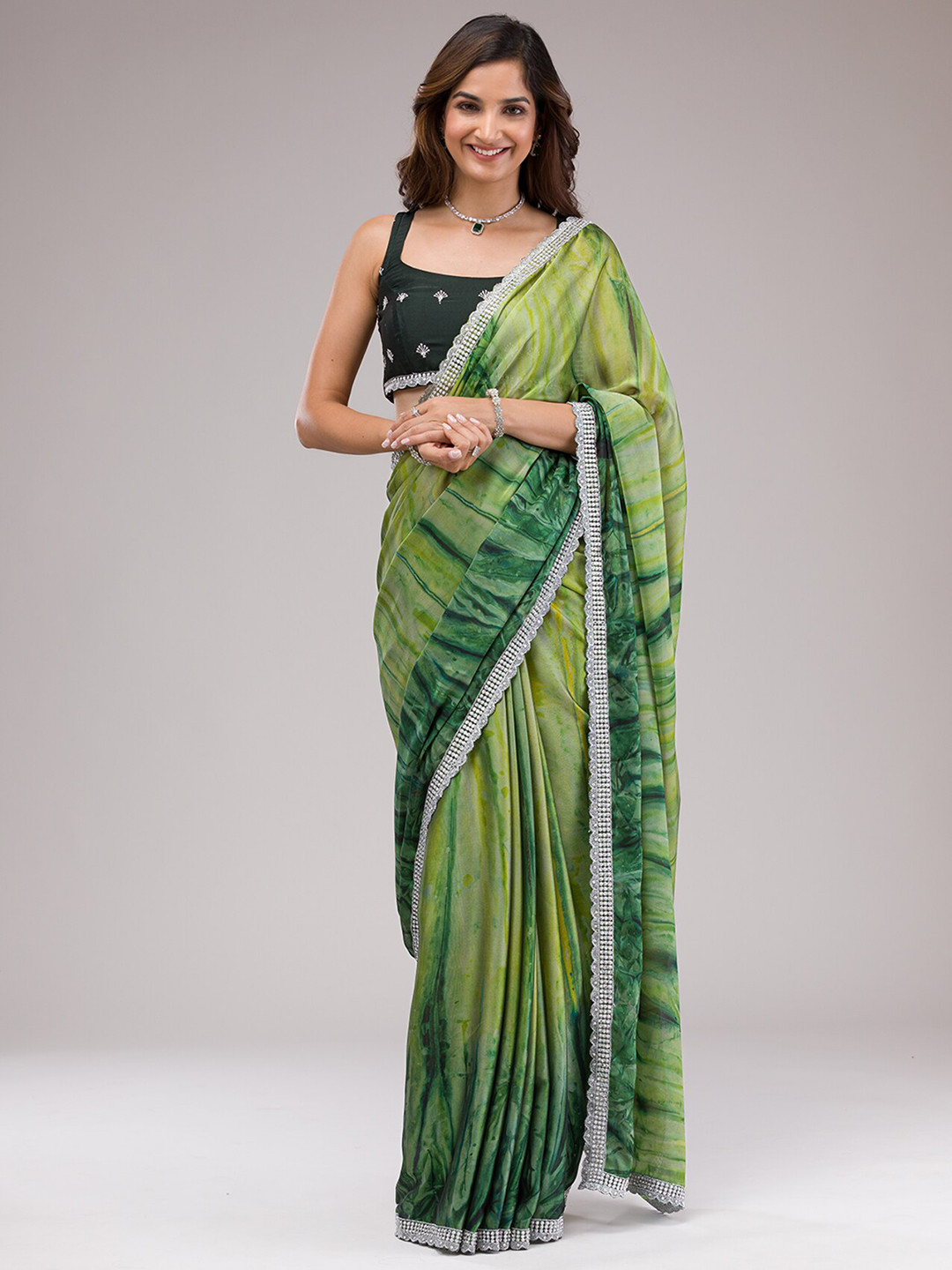 

Koskii Abstract Printed Crepe Saree, Green