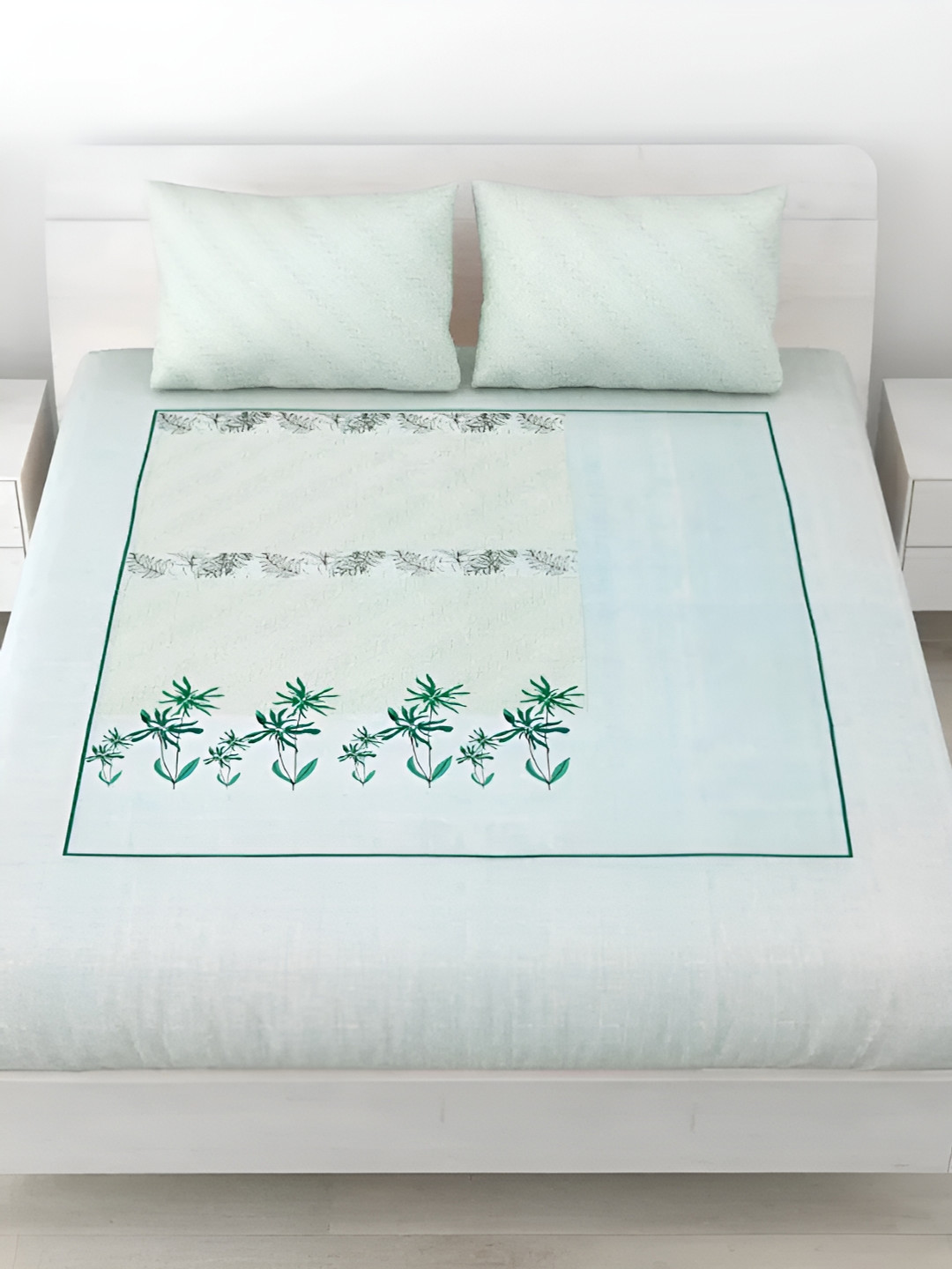 

LIVING ROOTS Double Queen Size Jaipur Block Print Cotton Double Bedsheet & 2 Pillow Covers, Green