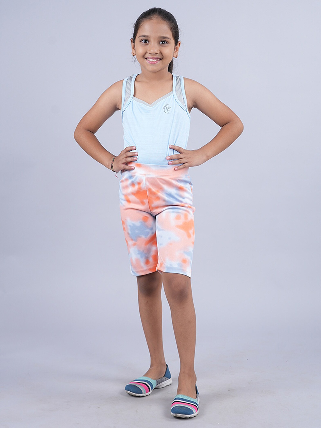 

KiddoPanti Girls V-Neck Sleeveless Top with Shorts, Blue