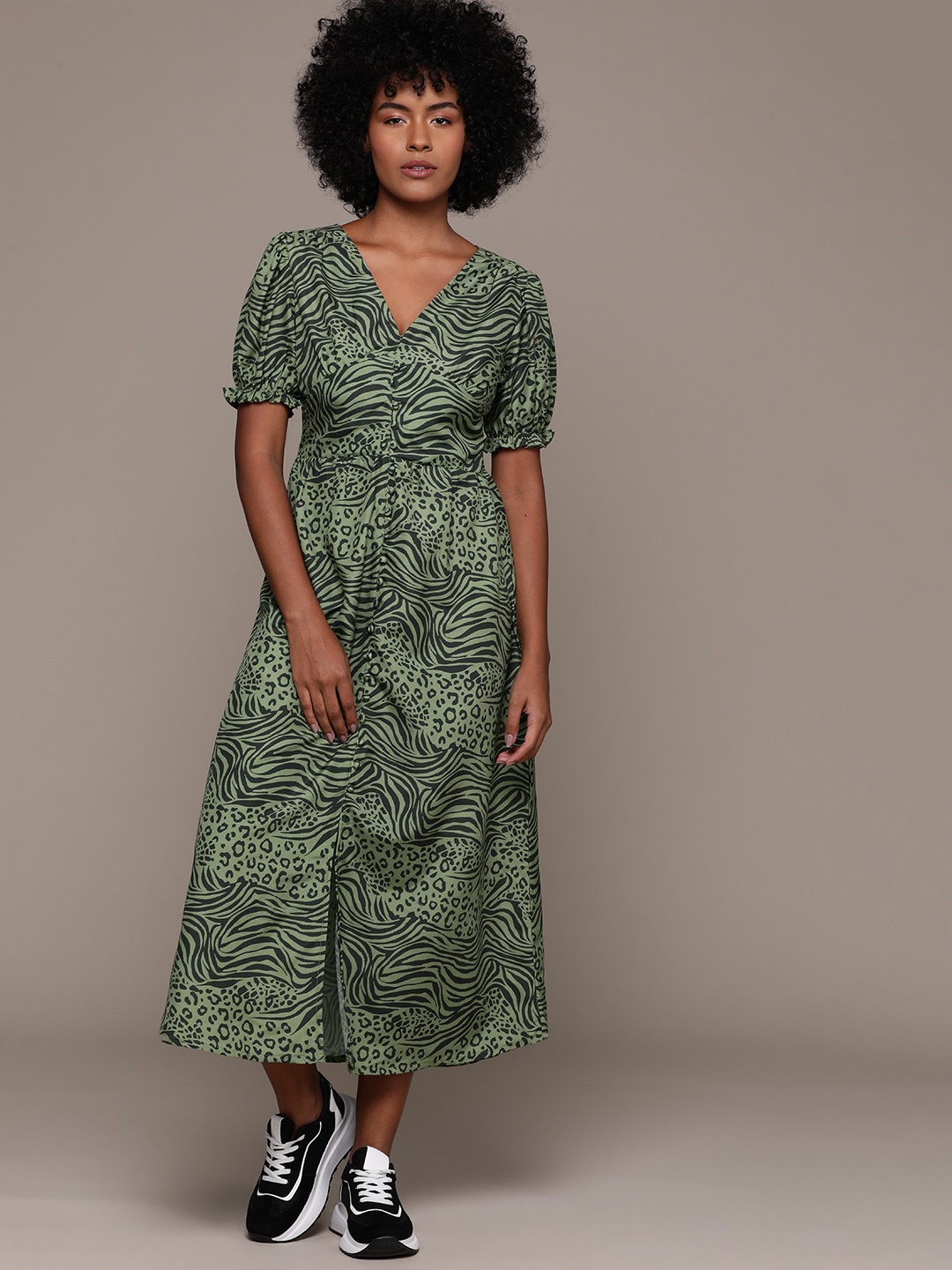 

The Roadster Life Co. Animal Printed Puff Sleeves A-Line Midi Dress, Olive