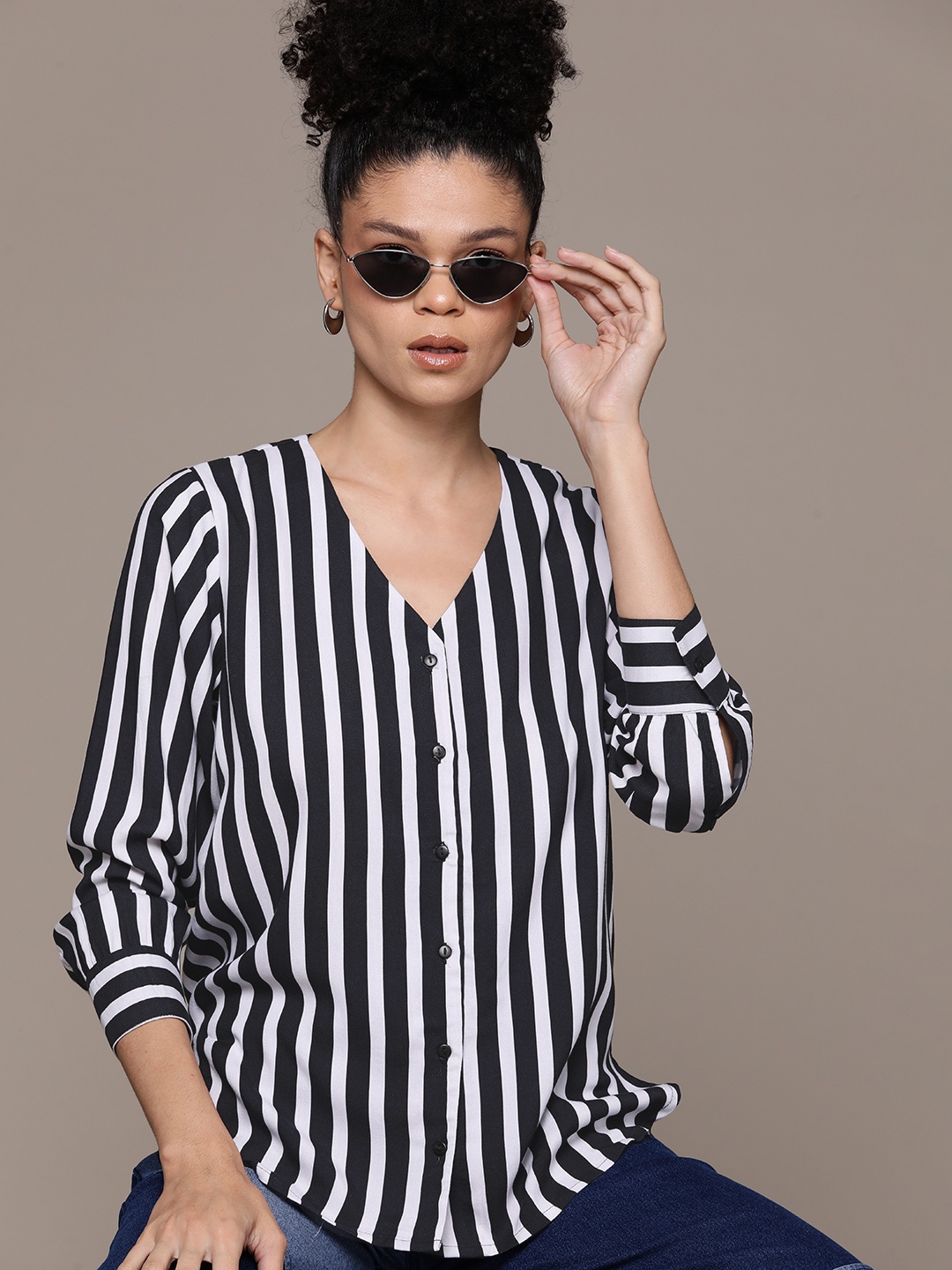 

Roadster Striped Casual Shirt, Black