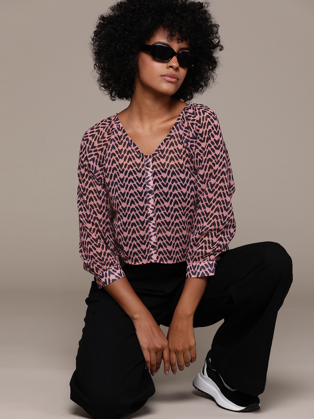 

Roadster Sheer Printed Casual Shirt, Pink