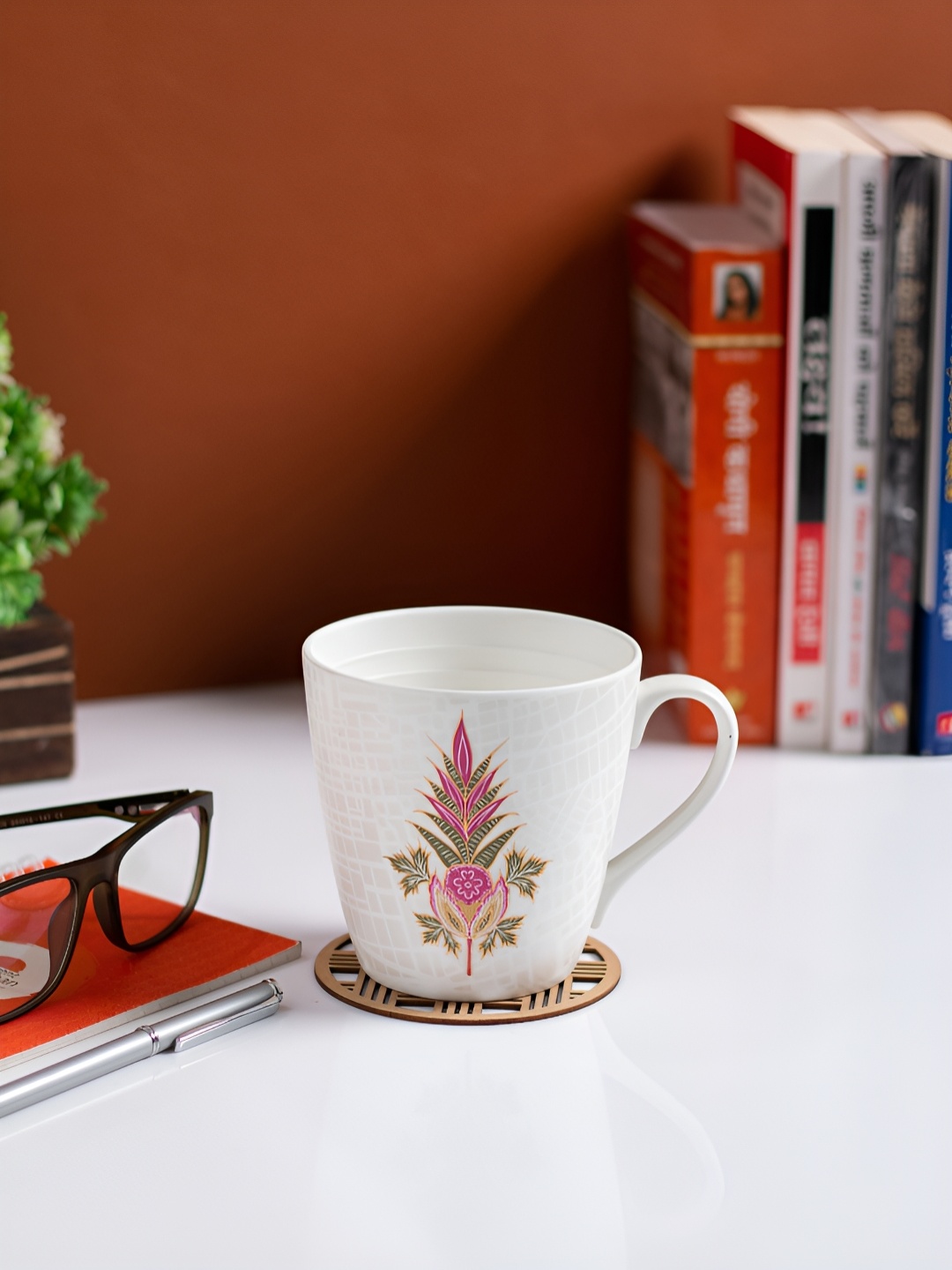 

JCPL Fine Ceramic White & Pink 2 Pieces Printed Glossy Mug Set 390 Ml