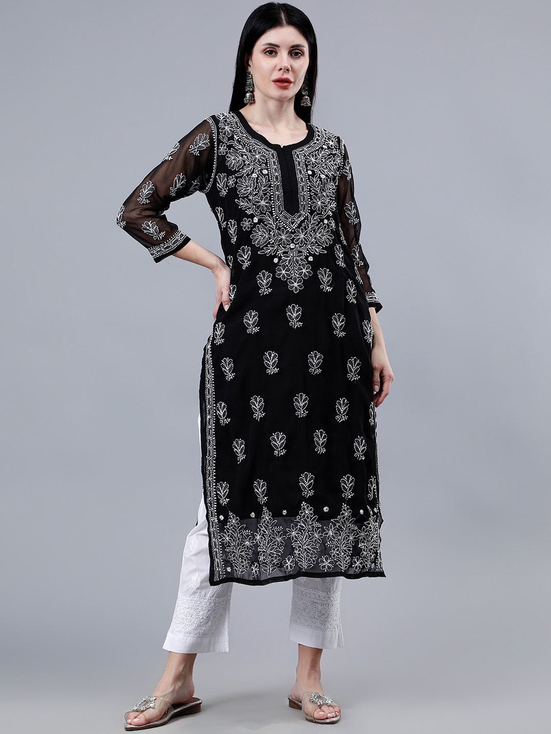 

Seva Chikan Floral Embroidered Chikankari Straight Kurta With Slip, Black