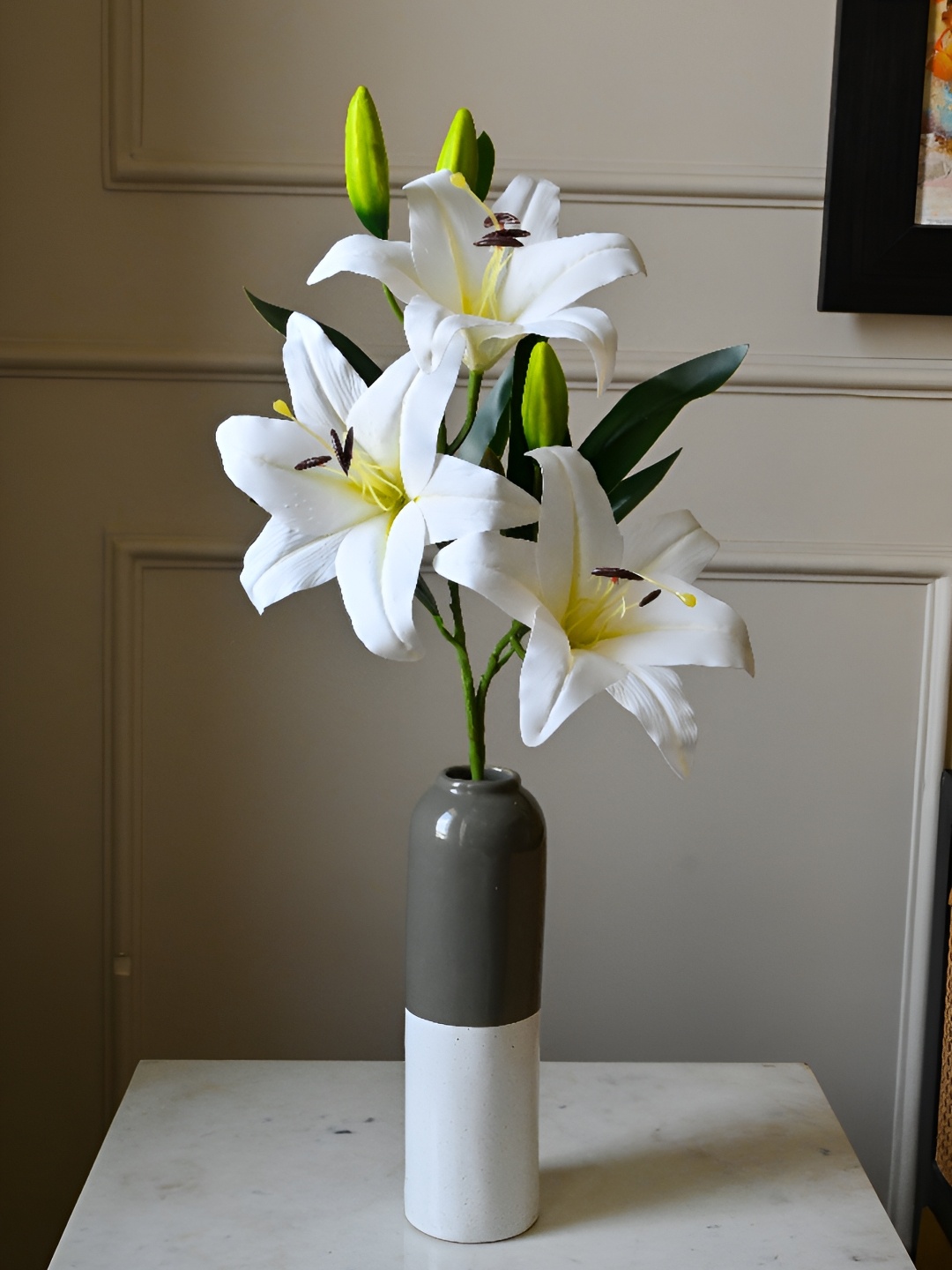 

Blooming Floret White Lily Artificial Flower