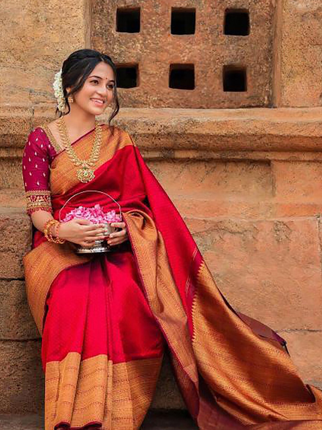 

Aldwych Woven Design Zari Banarasi Saree, Red