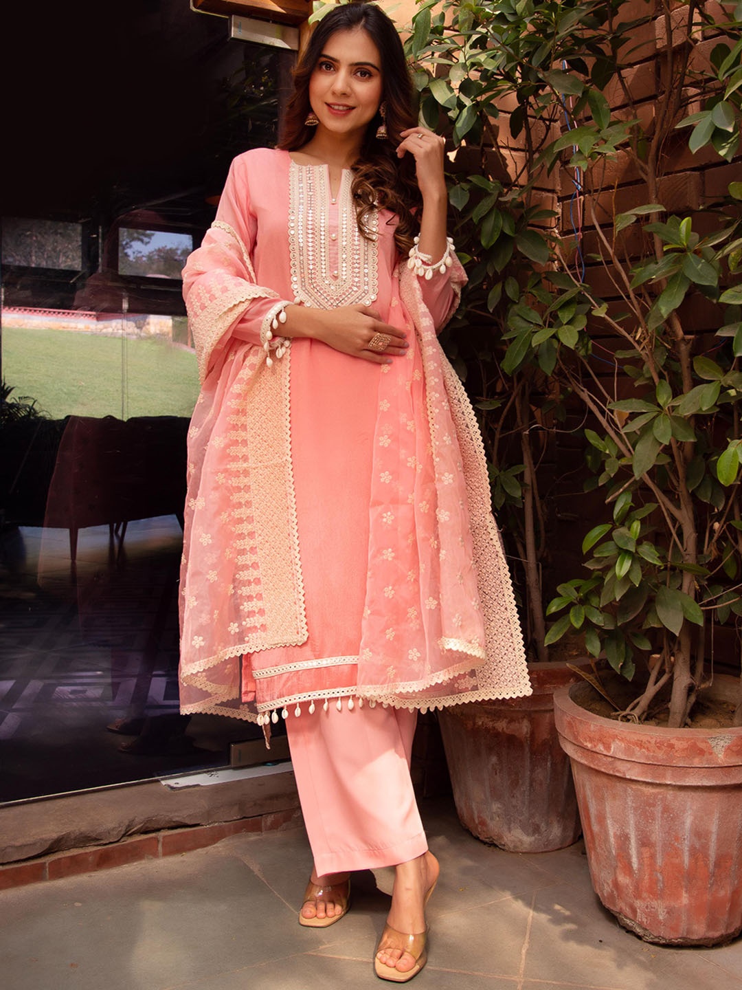 

Calmna Floral Embroidered Chanderi Cotton Straight Kurta with Trousers & Dupatta, Pink