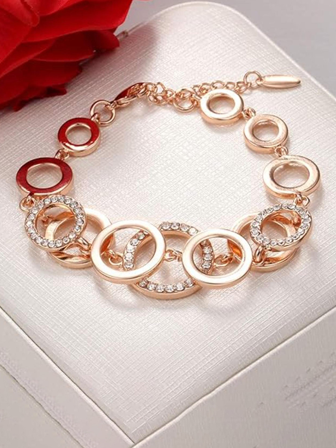 

DN Creation Rose Gold-Plated Crystals Link Bracelet