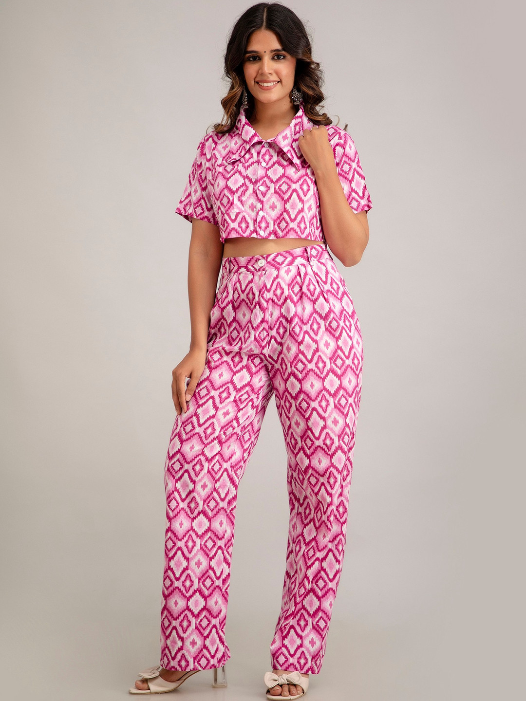 

SHOOLIN Ikkat Printed Shirt Collar Pure Cotton Crop Shirt With Trousers, Pink