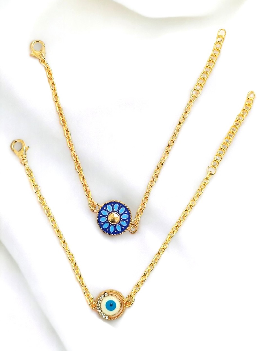 

FEMMIBELLA Set Of 2 Gold-Plated Stone Studded Charm Bracelets