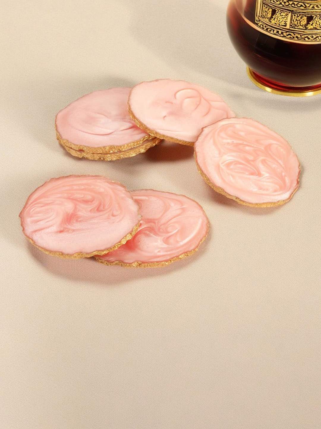 

THE HOME CO. Pink & Gold Toned 6 Pieces Abstract Printed Round Coasters