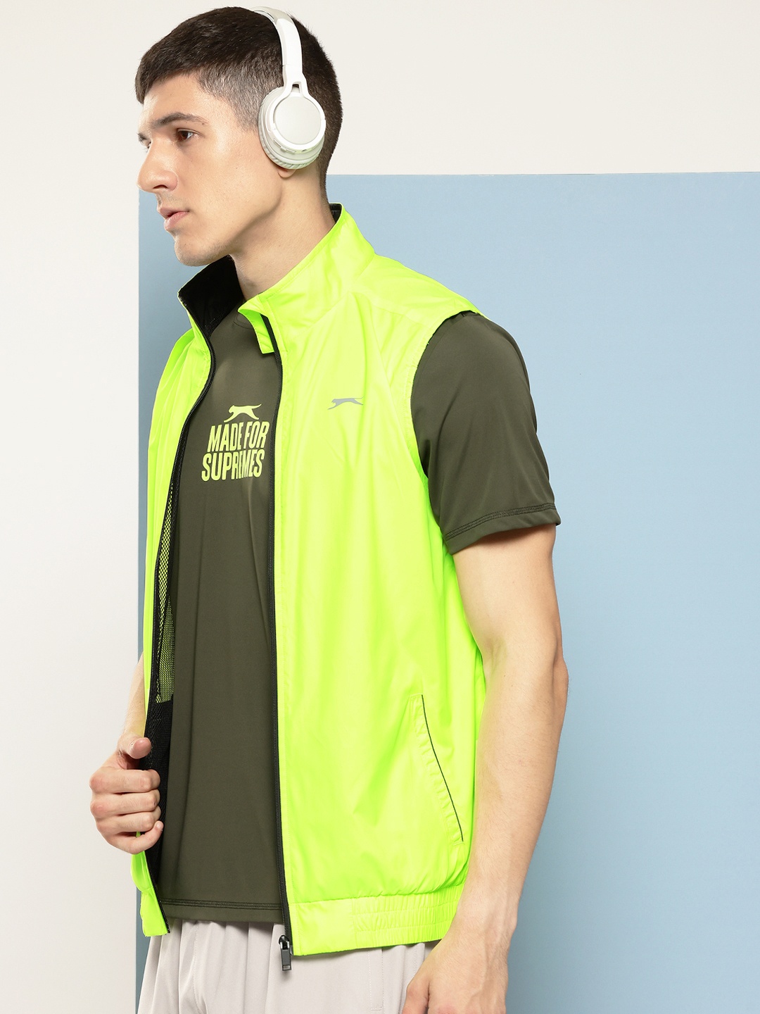 

Slazenger Reflective Strip Ultra-Dry Sports Jacket, Fluorescent green