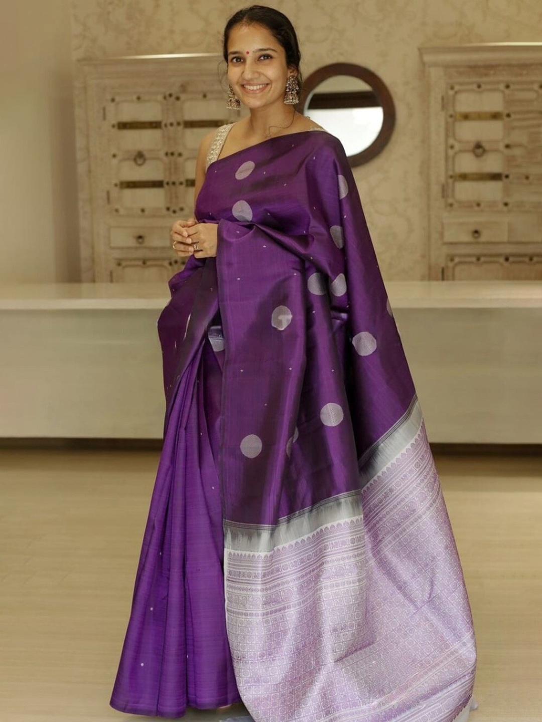 

ESOMIC EXPORT Ethnic Motifs Woven Design Zari Art Silk Banarasi Saree, Purple