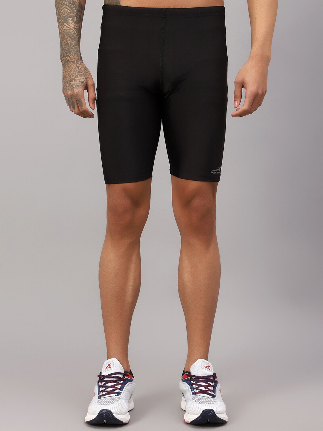 

VECTOR X Men Skinny Fit Mid Rise Dri-Fit Sports Shorts, Black