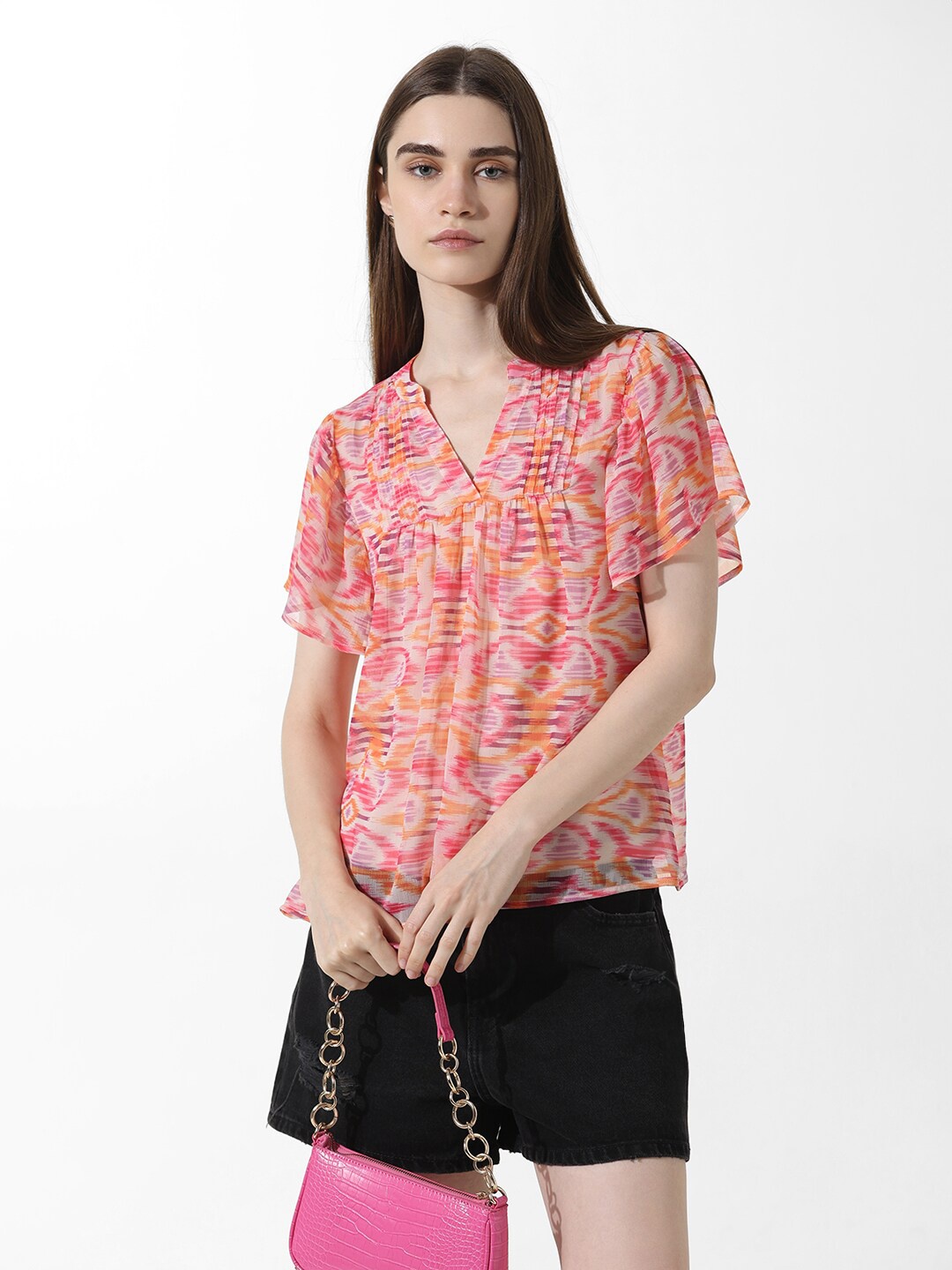 

ONLY Onlzaplin Miami Geometric Printed Mandarin Collar Flared Sleeves Pleated Detail Top, Pink