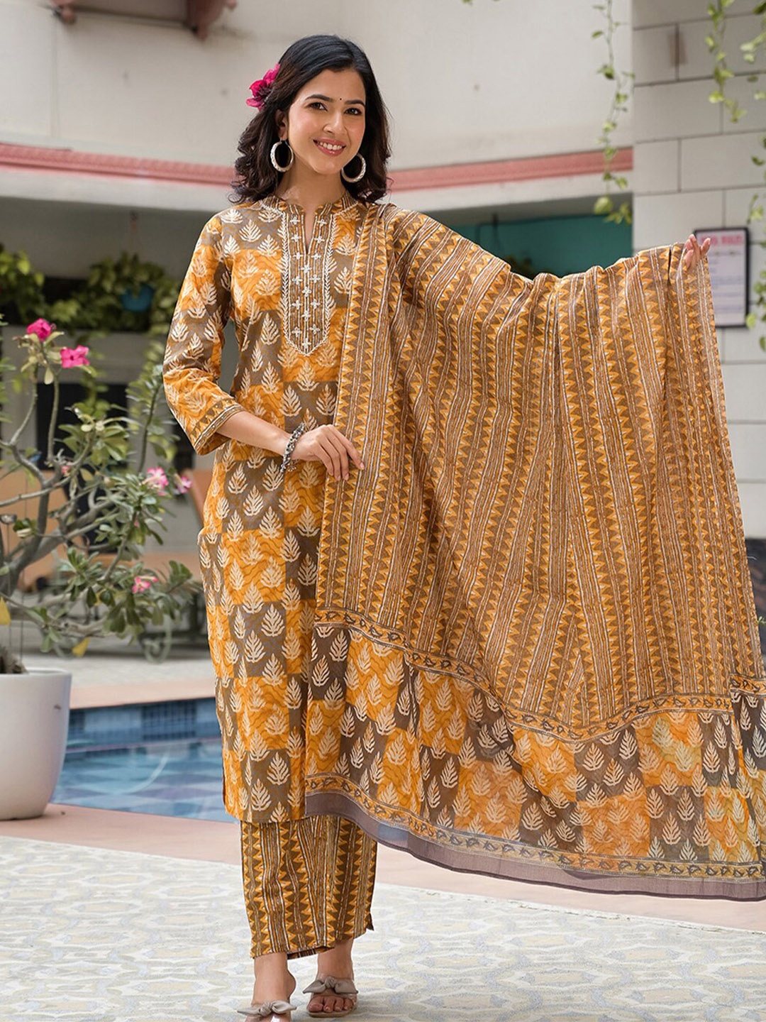 

ARAVALII Ethnic Motifs Printed Thread Work Straight Kurta with Trouser & Dupatta, Brown